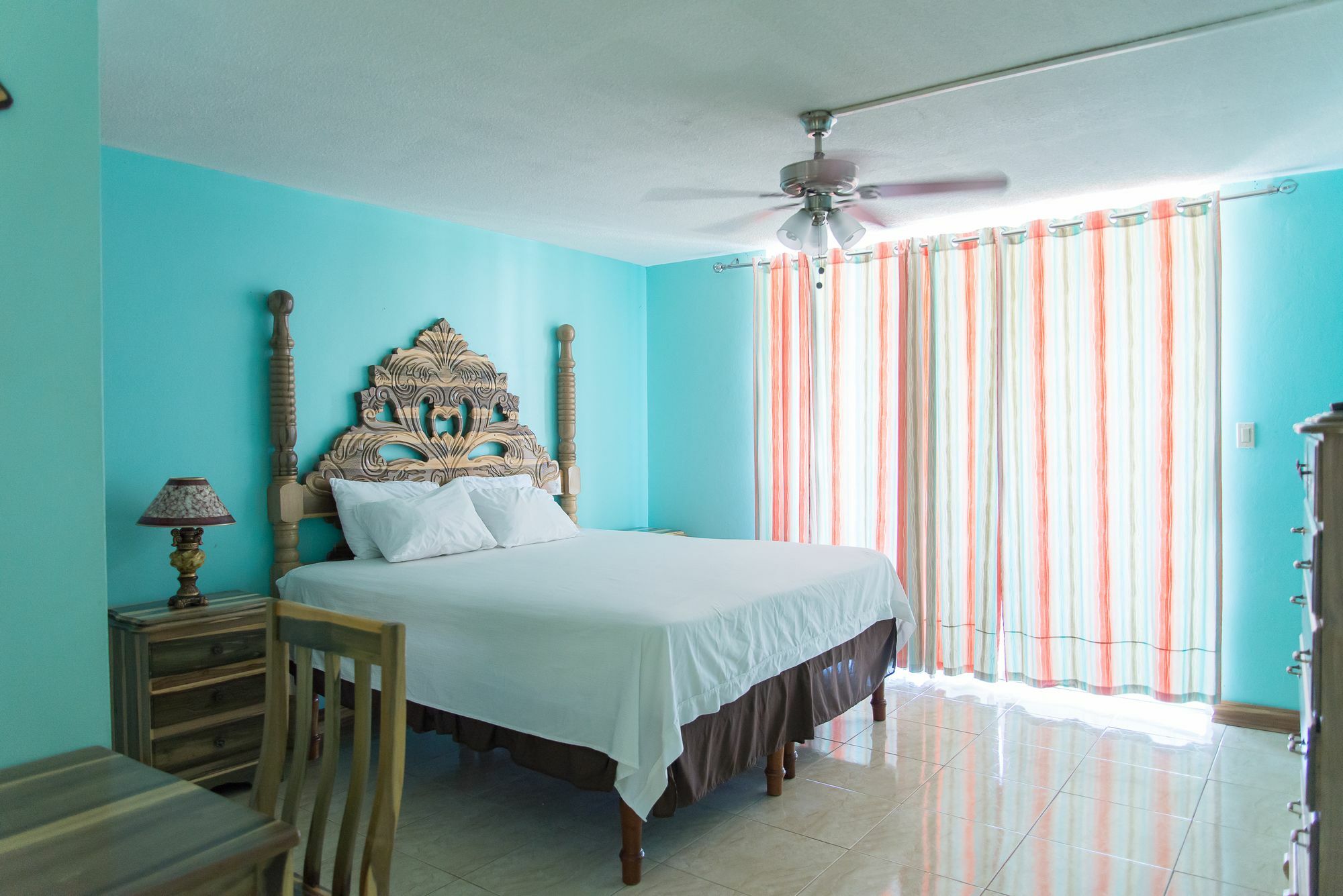 Montego Bay Club Apartments מראה חיצוני תמונה